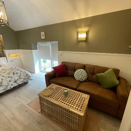 Διαμέρισμα Toddys Hideaway